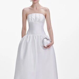 Elegant White Strapless Mini Dress